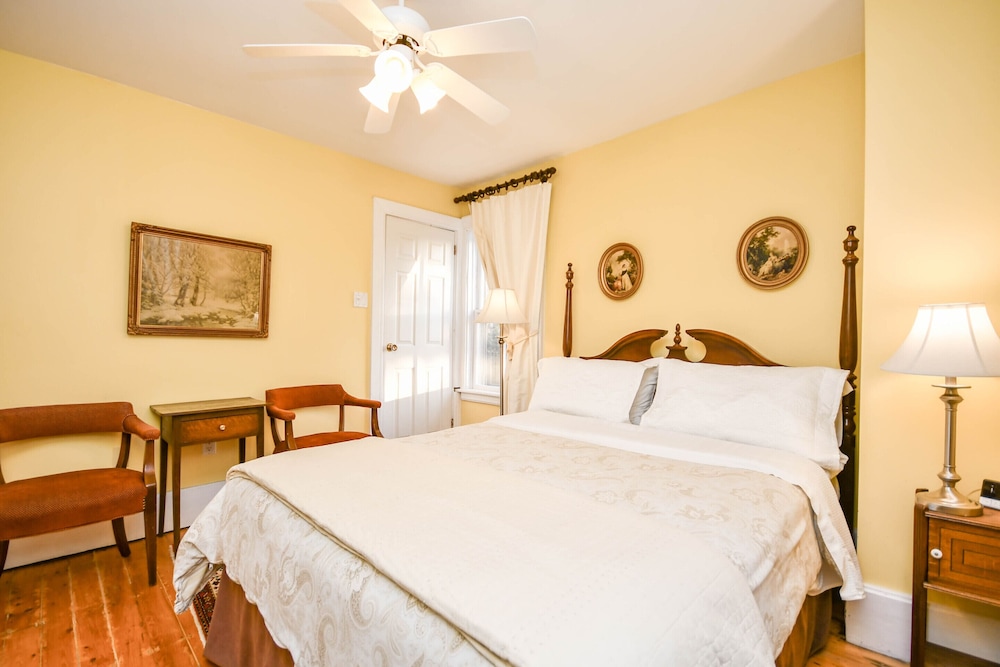 Surfside Inn 17/50