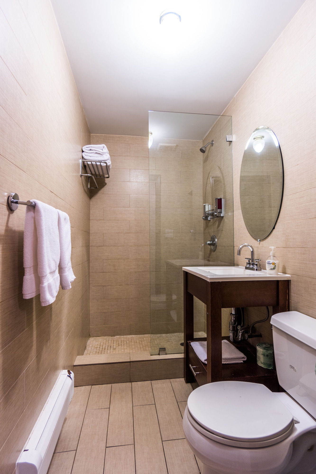Deluxe, 2 Double Beds, Hotel Five44 7/7