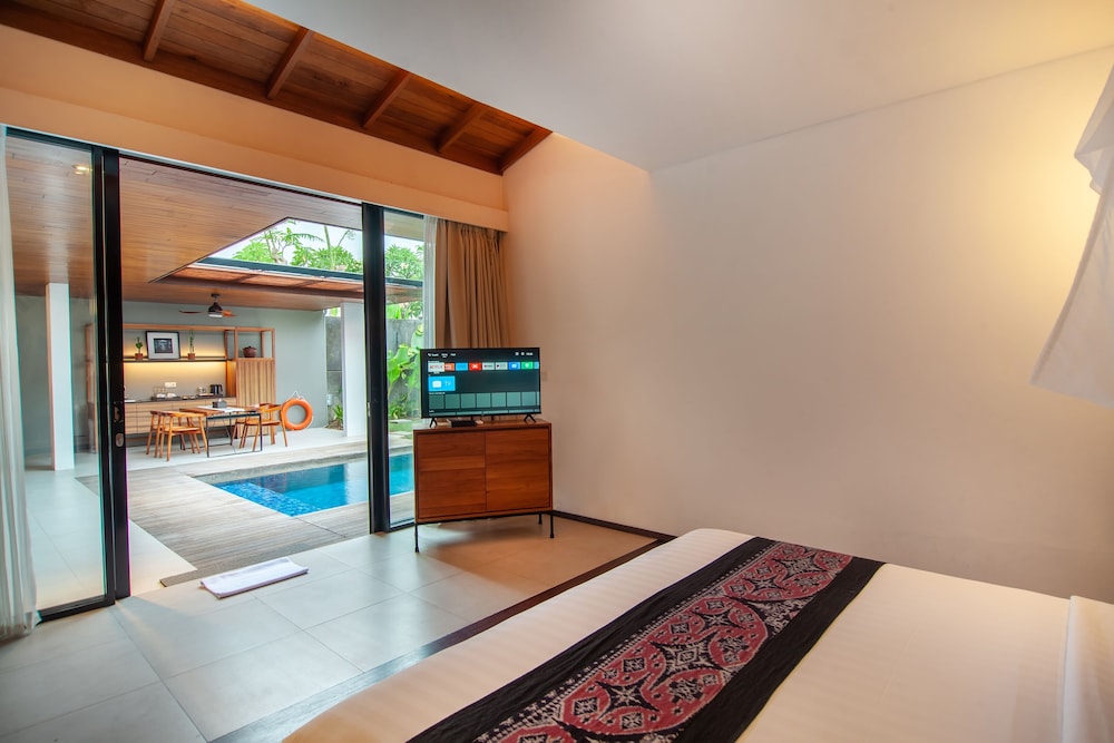 Abia Villa Legian 10/48