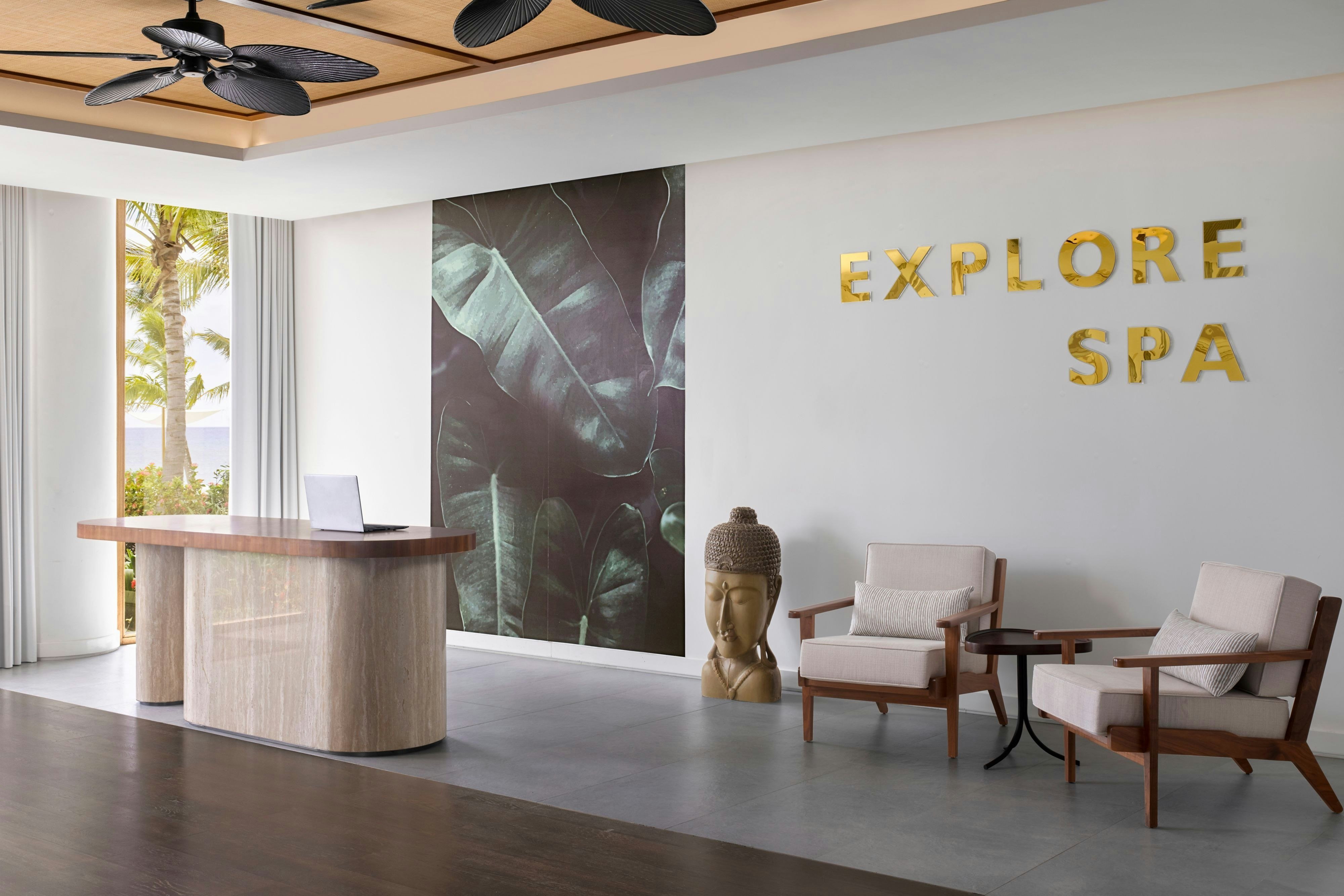 Lobby at Le Meridien Ile Maurice, Pointe Aux Piments