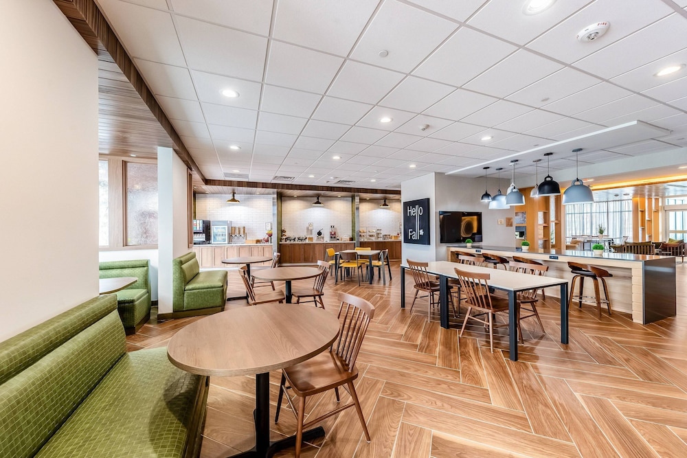 Fairfield Inn & Suites By Marriott Gainesville I-35 35/39