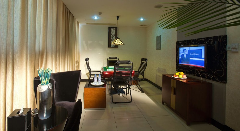 Eurasia International Hotel 39/42