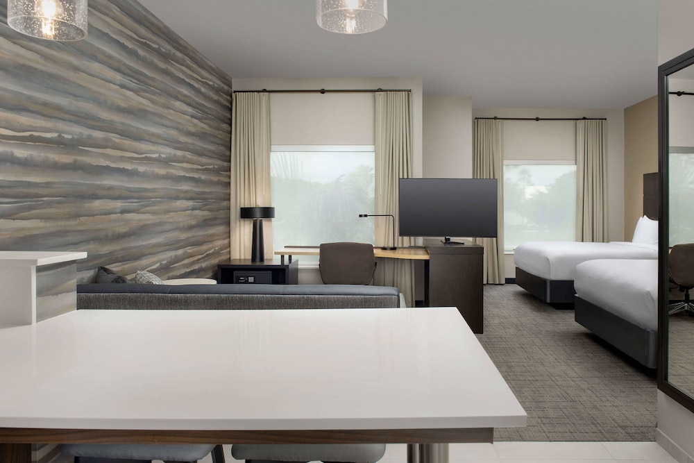 Residence Inn by Marriott Miami Northwest 10/42