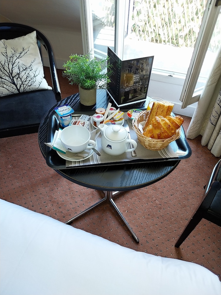 Hotel Alison 31/48