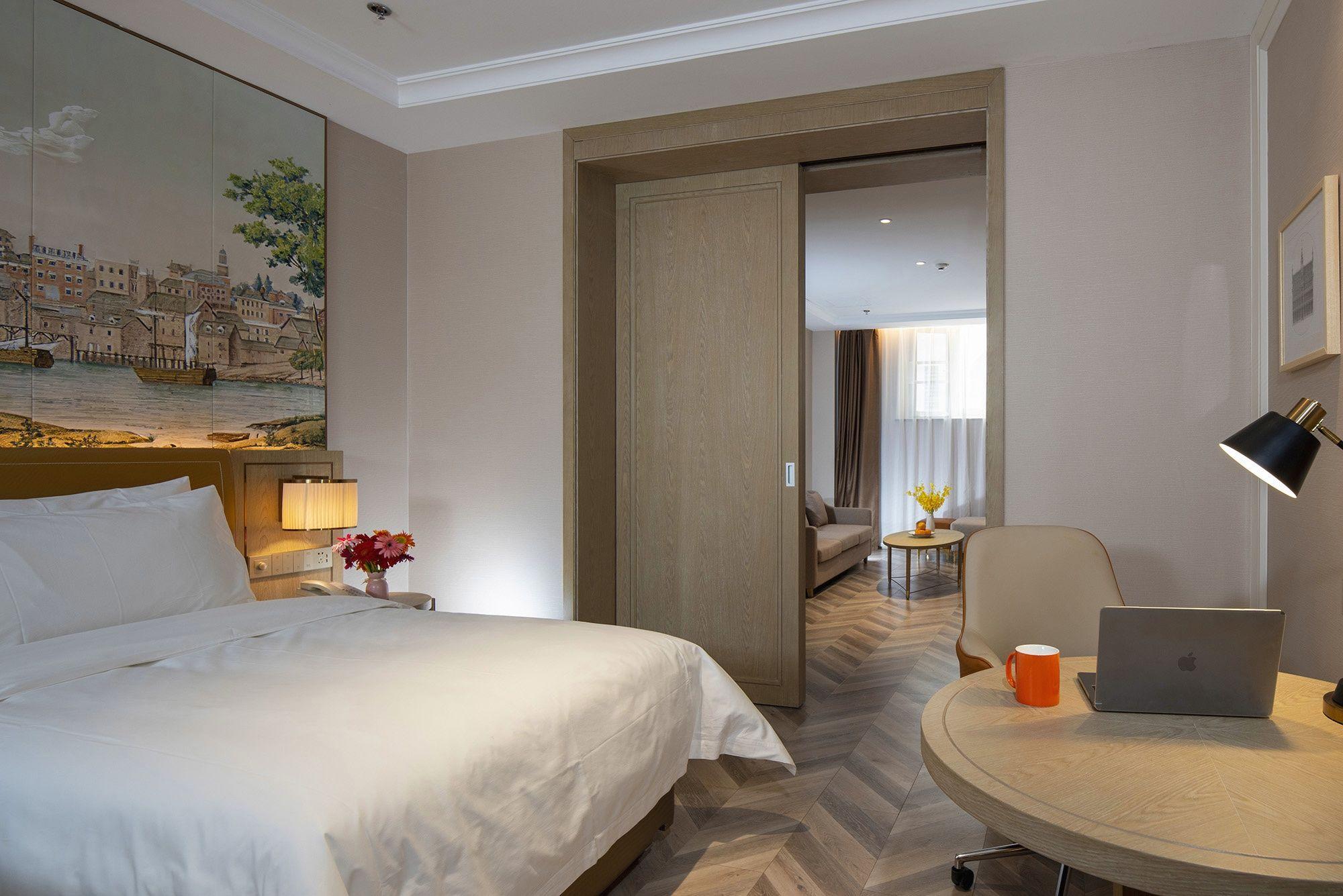 Vienna Hotel (Beijing Changping Science and Technology Park) 24/48
