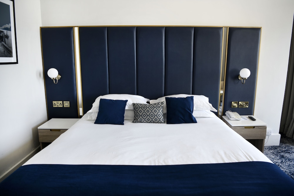 غرفة بسرير مزدوج، Dover Marina Hotel & Spa, Tapestry Collection by Hilton 5/10