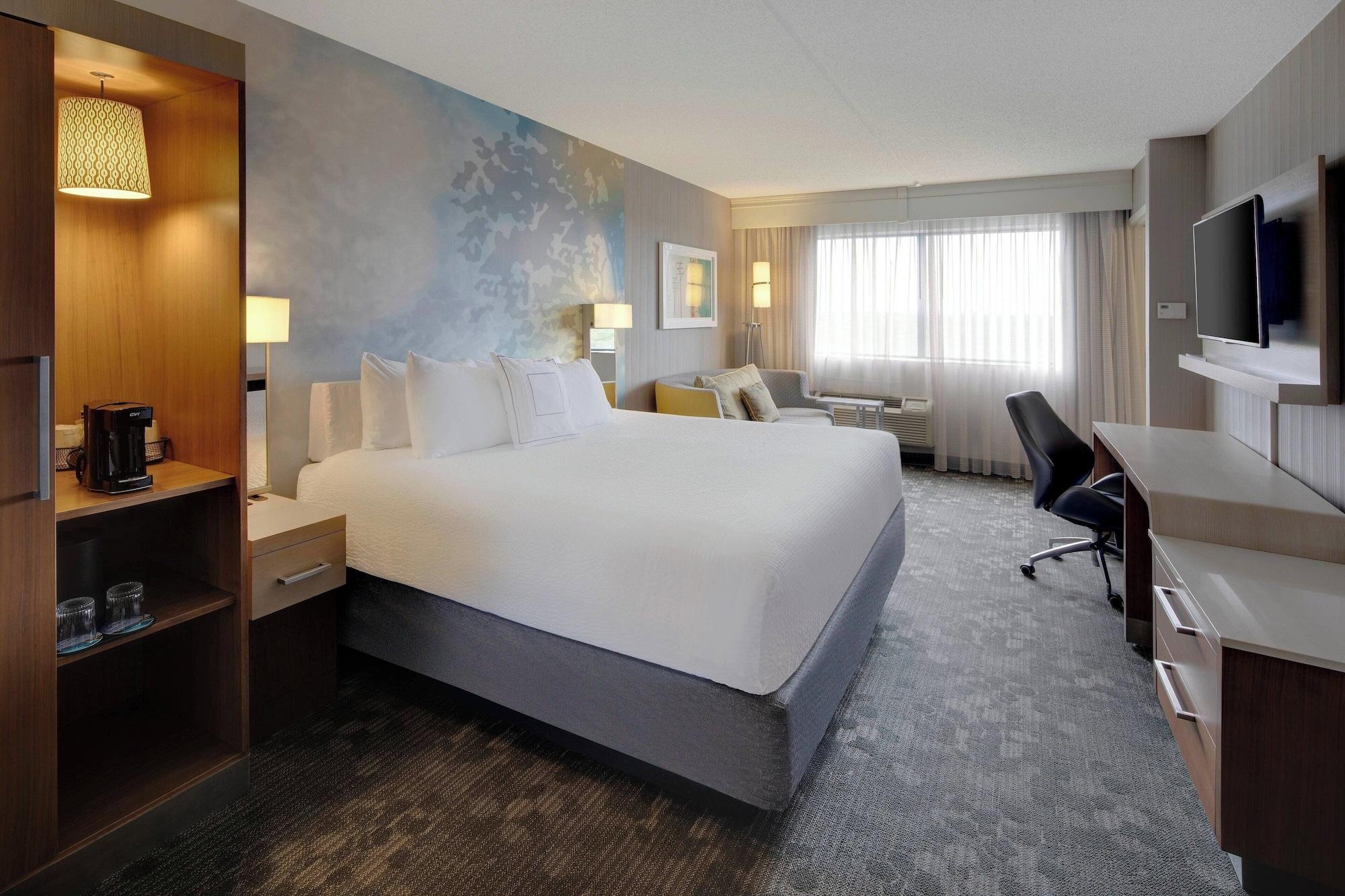 Room, Multiple Beds