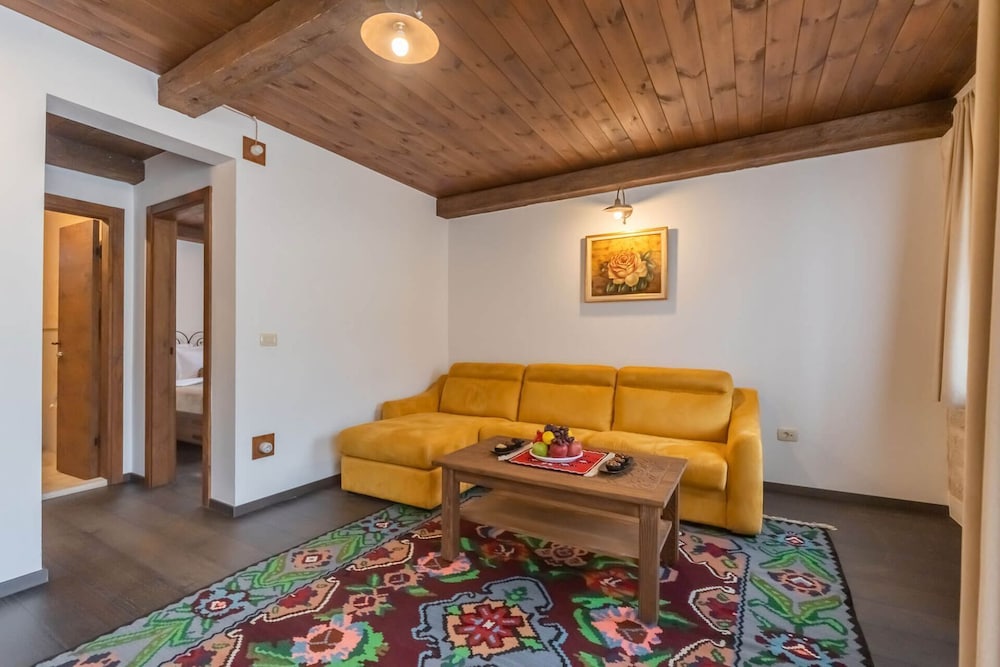 Stara Carsija Resort & Spa 66/78