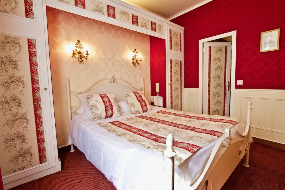 HOTEL DE LA BRETONNERIE 48/86