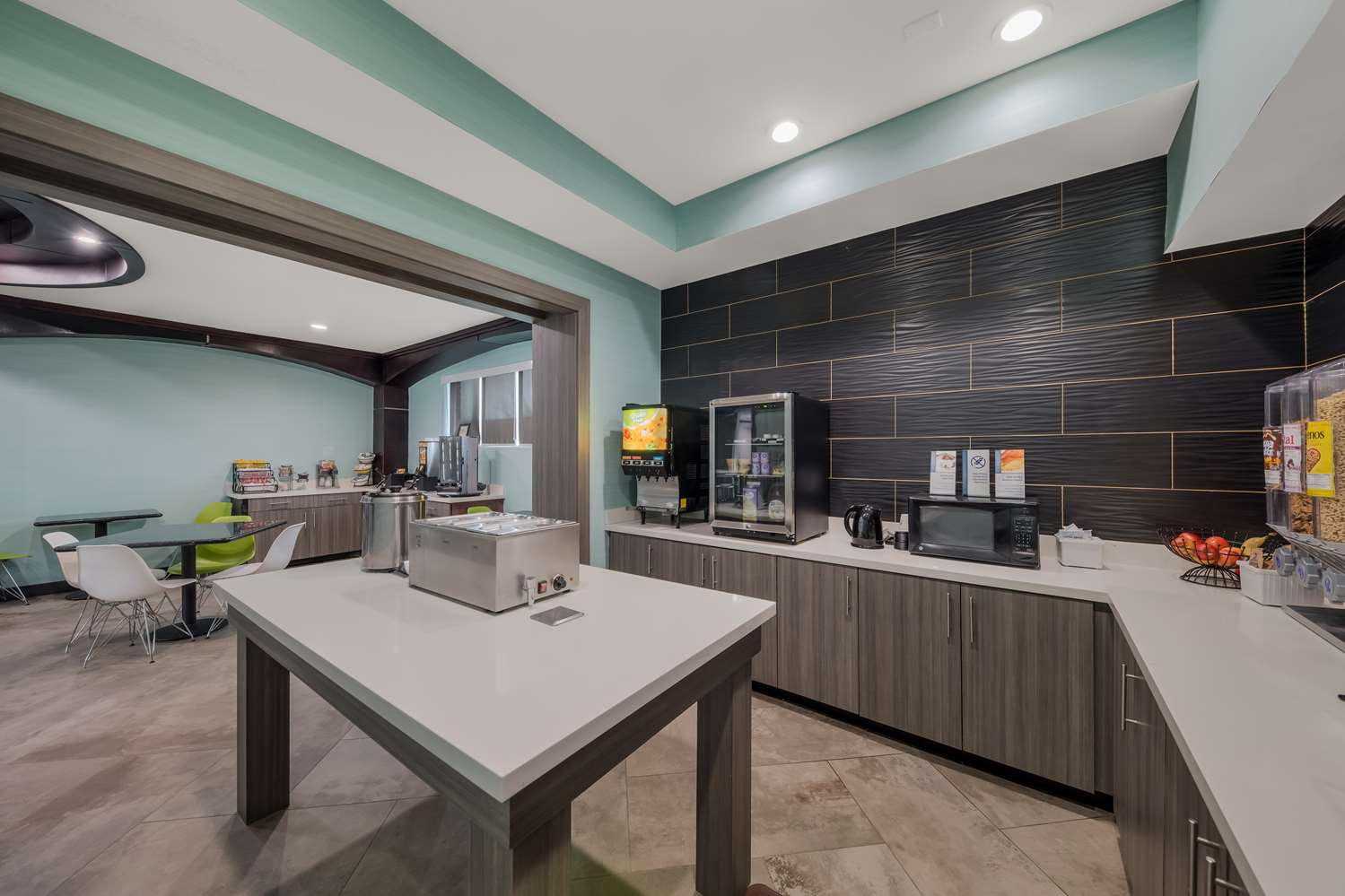 Best Western Bowie Inn and Suites 35/43