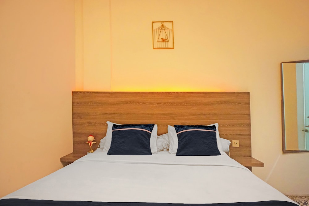 Hotel O near Ringroad City Walk XXI formerly Mitrotel Medan 22/39