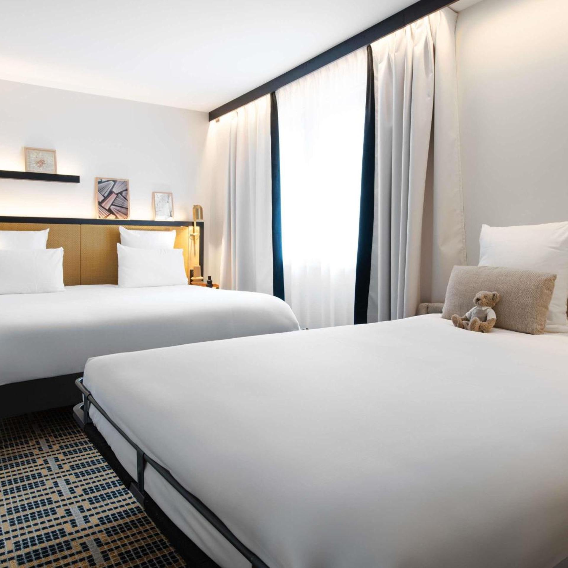 Classic, Quadruple, Double Bed