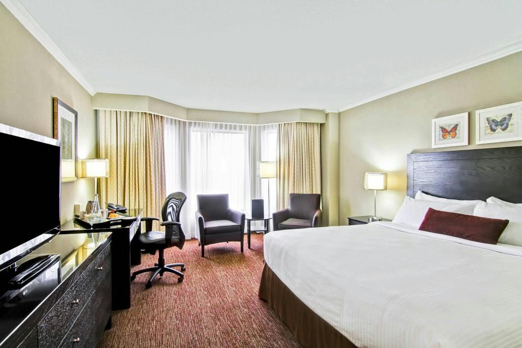 Guest Room, Premier, King Bed, Middle Floor