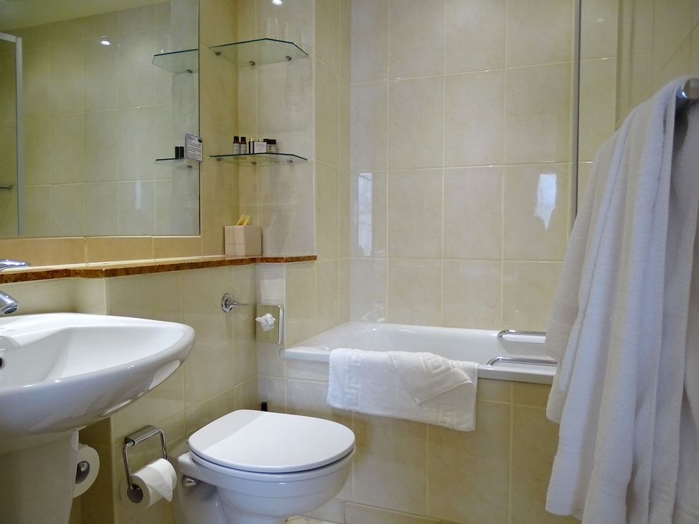 La Trelade Hotel 49/50
