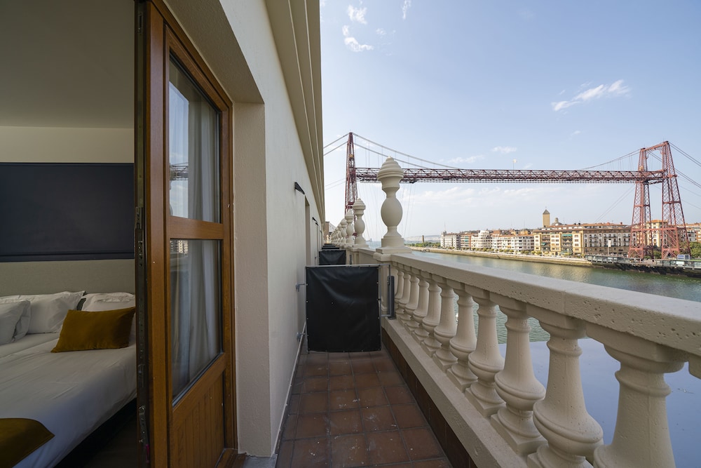Puente Colgante Boutique Hotel 26/27