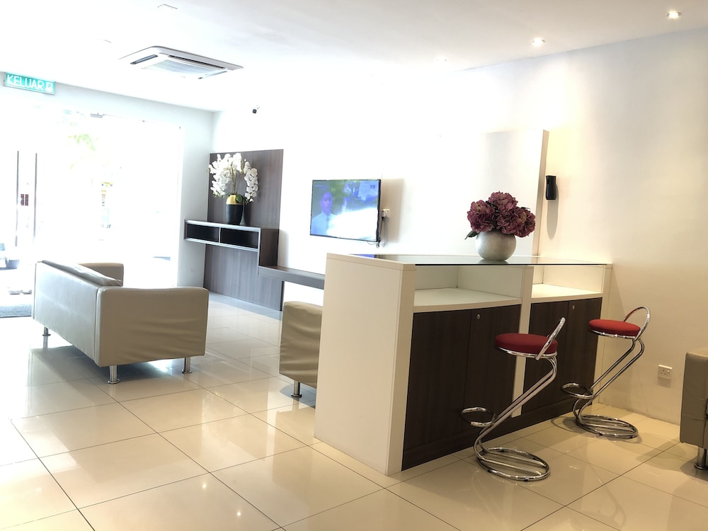 Tumike Hotel 54/58