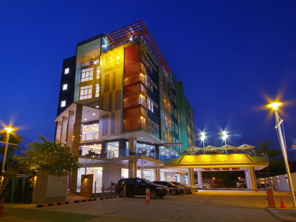 Anna Nava Pakkret Hotel 4/71