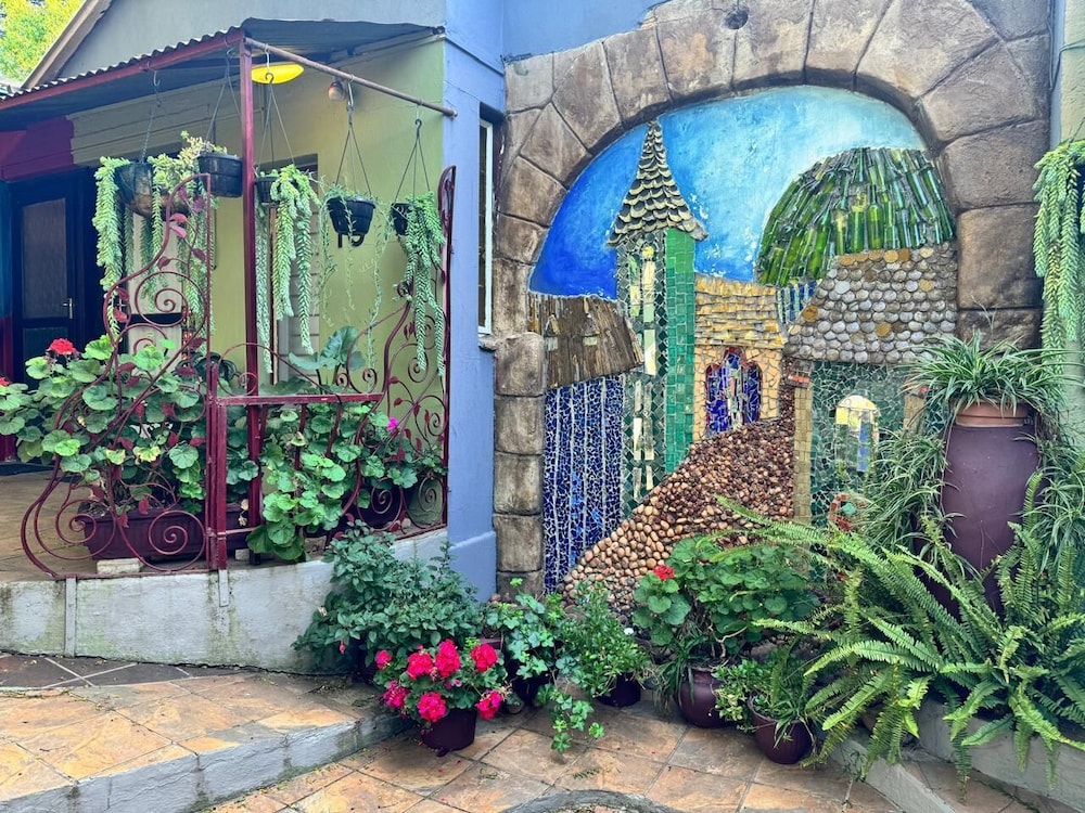 Rabbit Hole Hotel 3/50