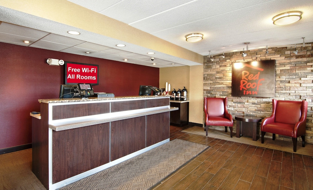 Red Roof Inn Charleston - Kanawha City 6/21