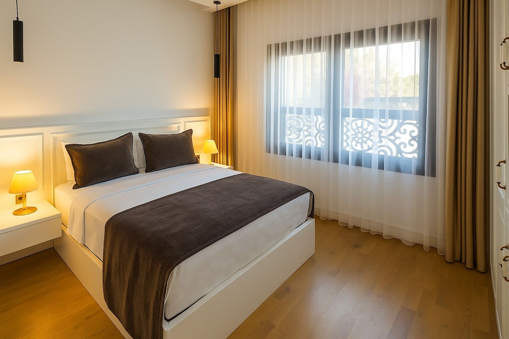 Cunda Eye +16 Adult Only 13/50