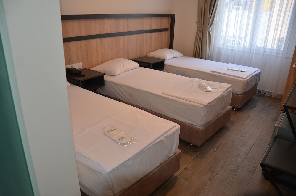 Piyes Otel 14/46