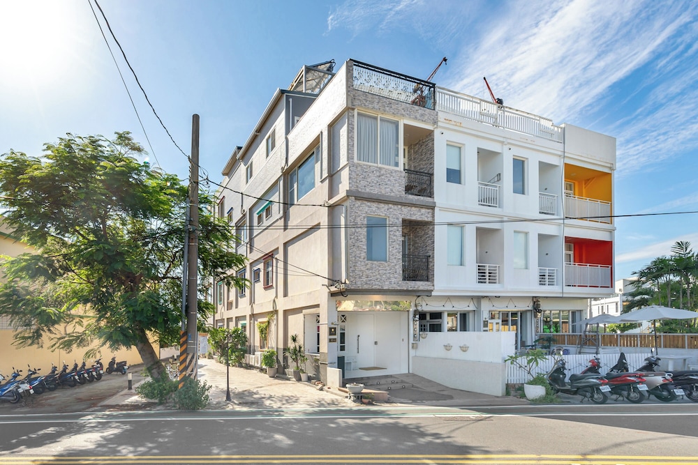 Nan Fang B&B 3/50