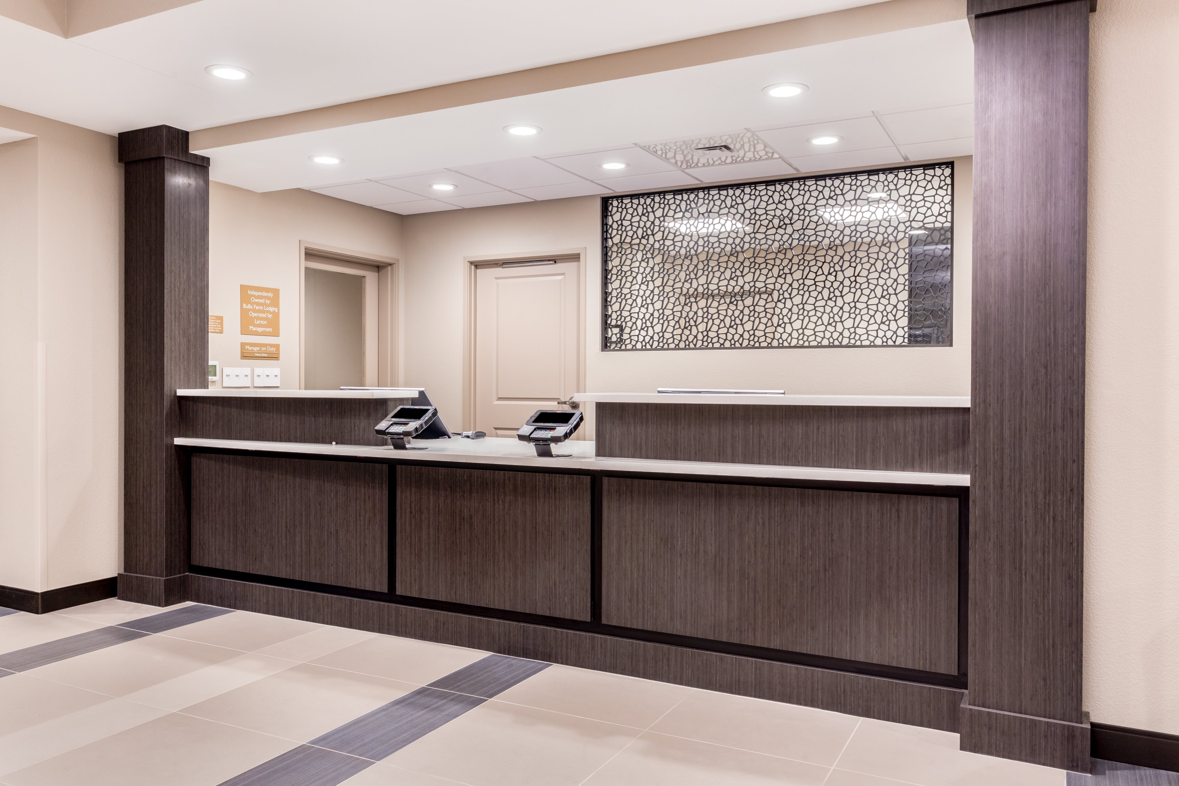 Candlewood Suites Eau Claire I-94 10/43