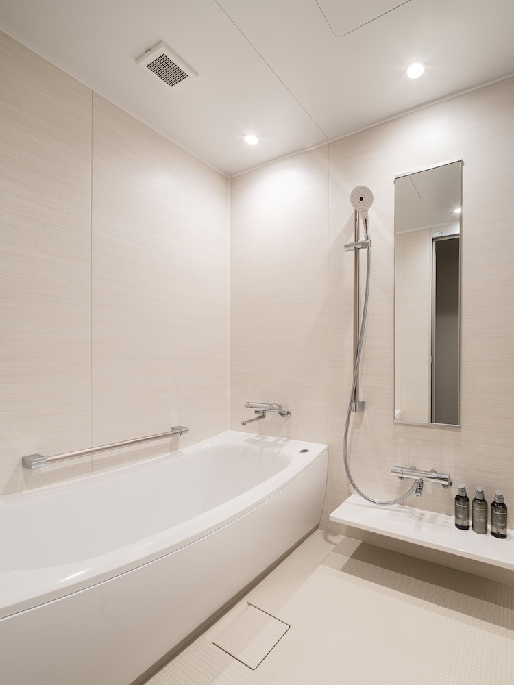 Nest Hotel Naha Kumoji 40/41