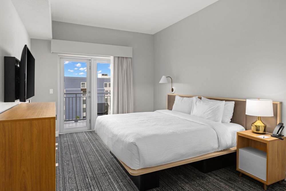 TownePlace Suites by Marriott Cape Canaveral Cocoa Beach 8/50