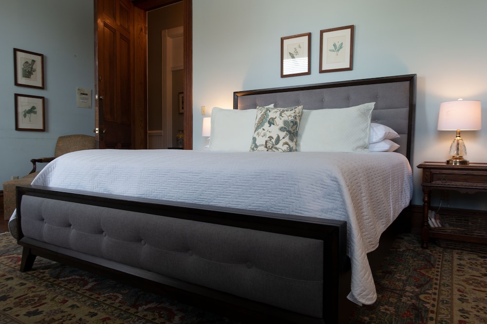Forsyth Park Inn 15/50