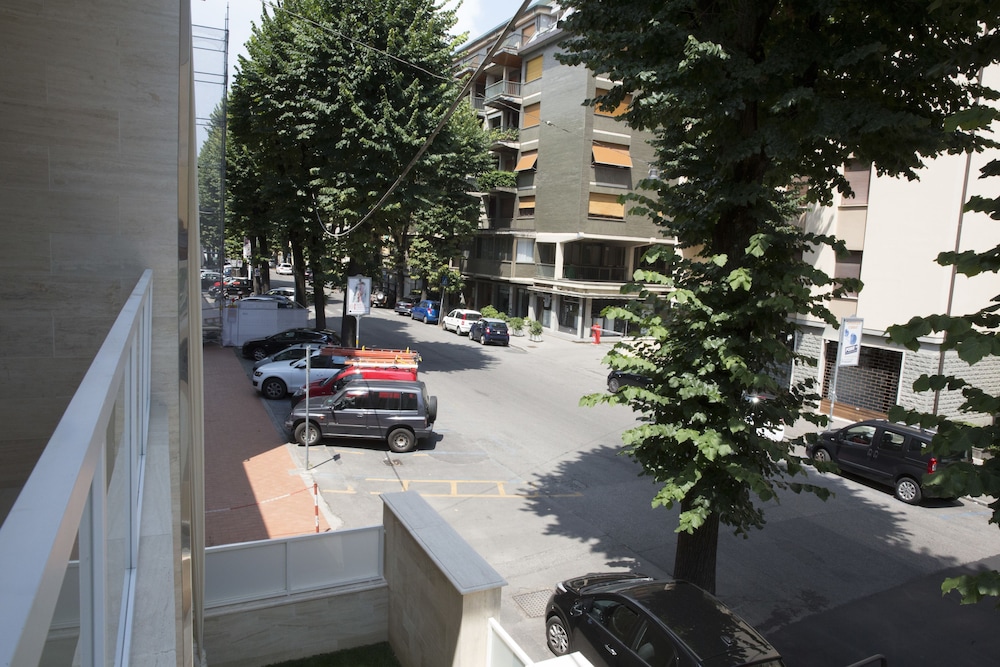 Boutique Hotel Enia 40/50