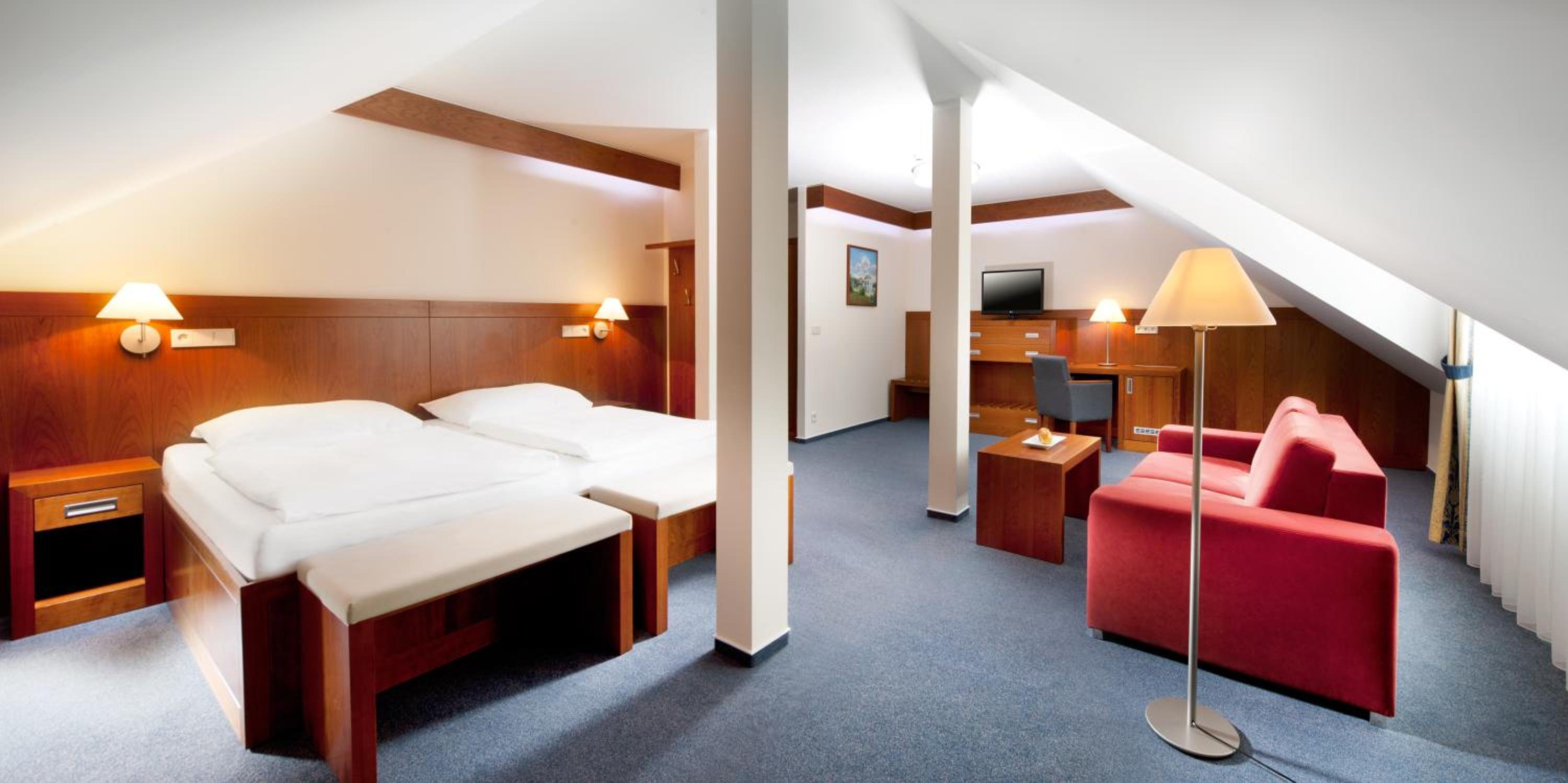 Hotel Reza 34/72