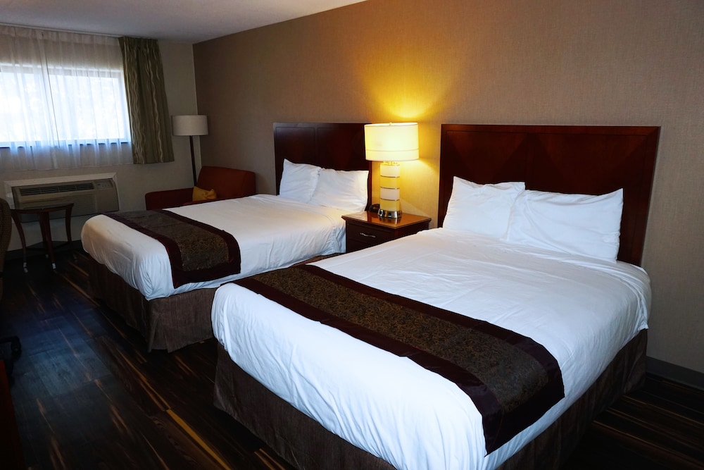 The Floral Park Motor Lodge 12/56