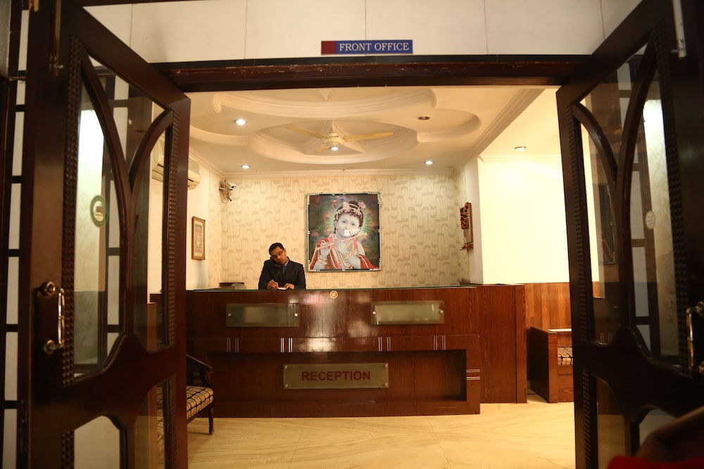 Hotel Krishna Sagar(Raj Nagar) 9/62