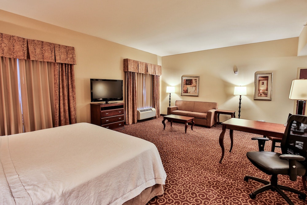 Hampton Inn Suites Oklahoma City South 24/39