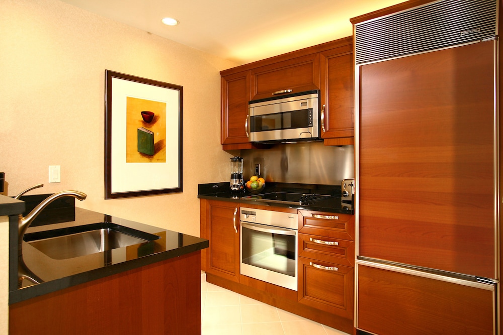 Luxury Suites International At The Signature 57/71