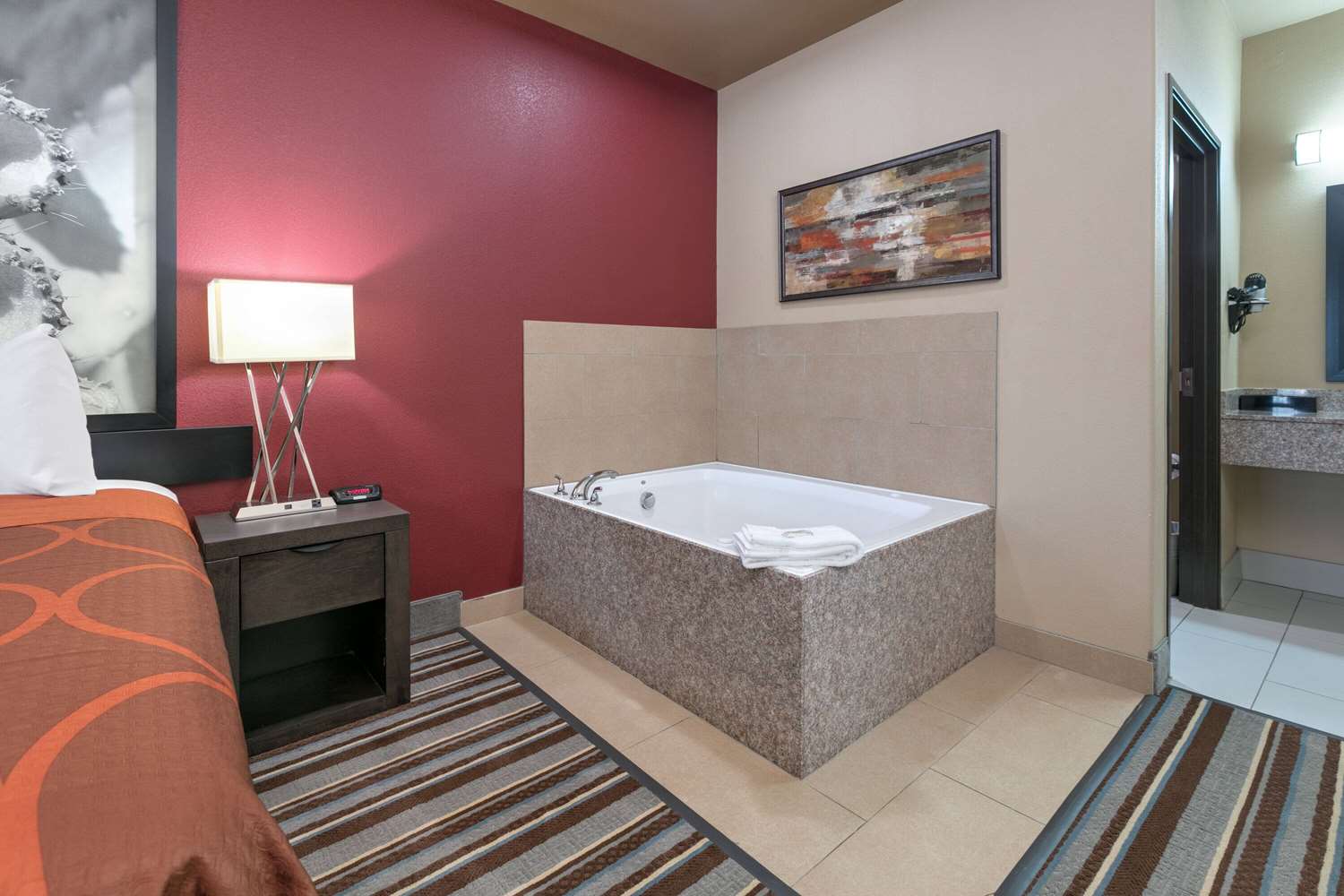 Super 8 By Wyndham Karnes City 25/25