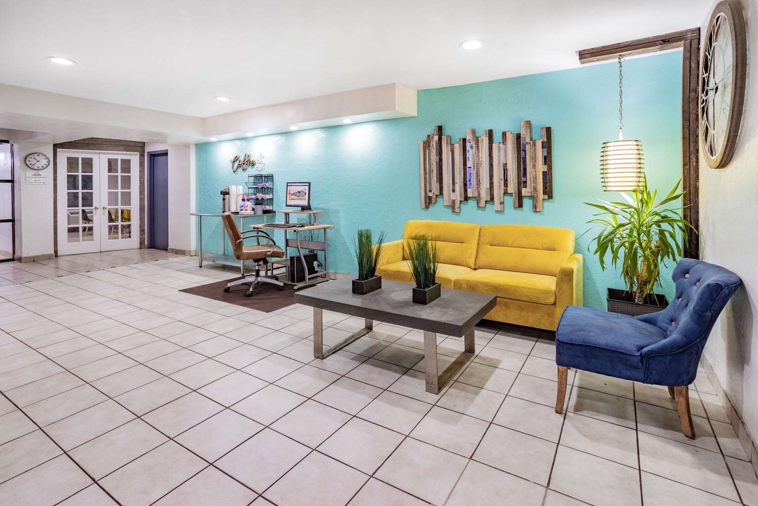 Days Inn by Wyndham Raleigh Glenwood Crabtree 34/52