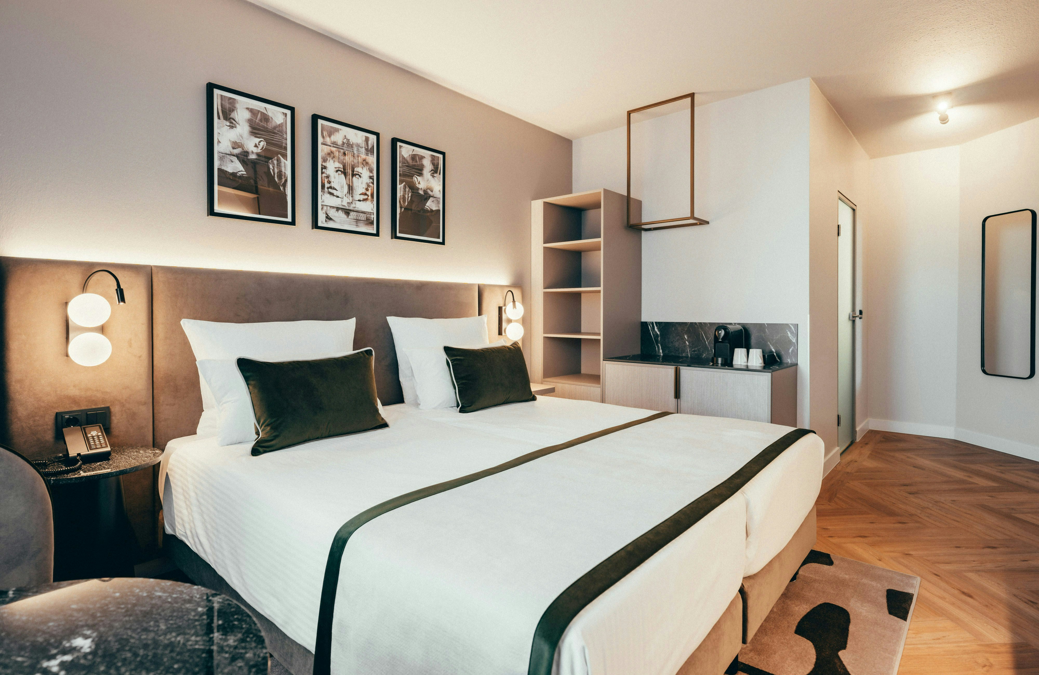 Leonardo Hotel Koln 25/77