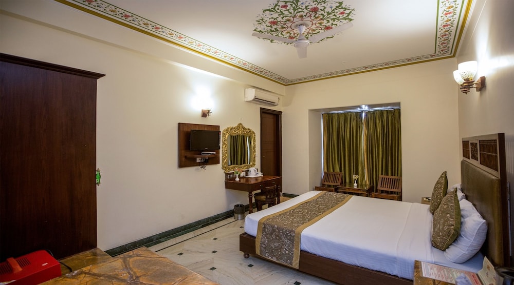 Nahargarh Haveli Hotel 20/52