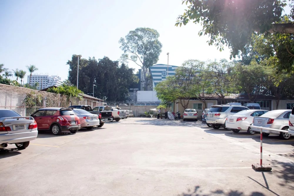 Basaya Beach Hotel And Resort 49/63