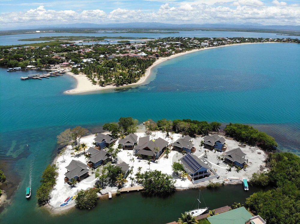 The Enclave- Private Island 41/50