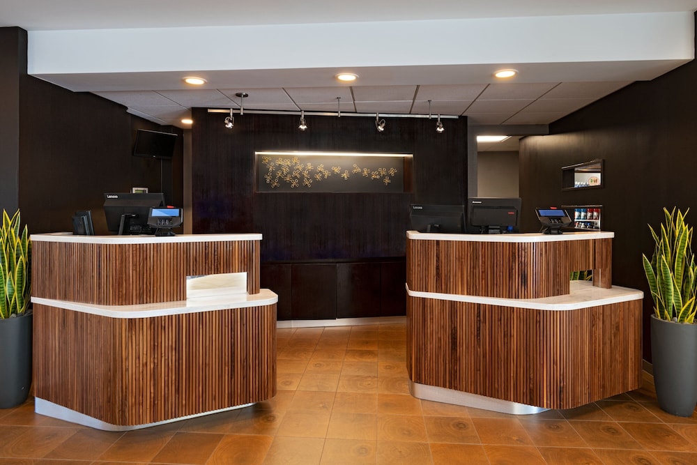 Lobby at Courtyard by Marriott Dallas Richardson at Spring Valley, RICHARDSON - TX