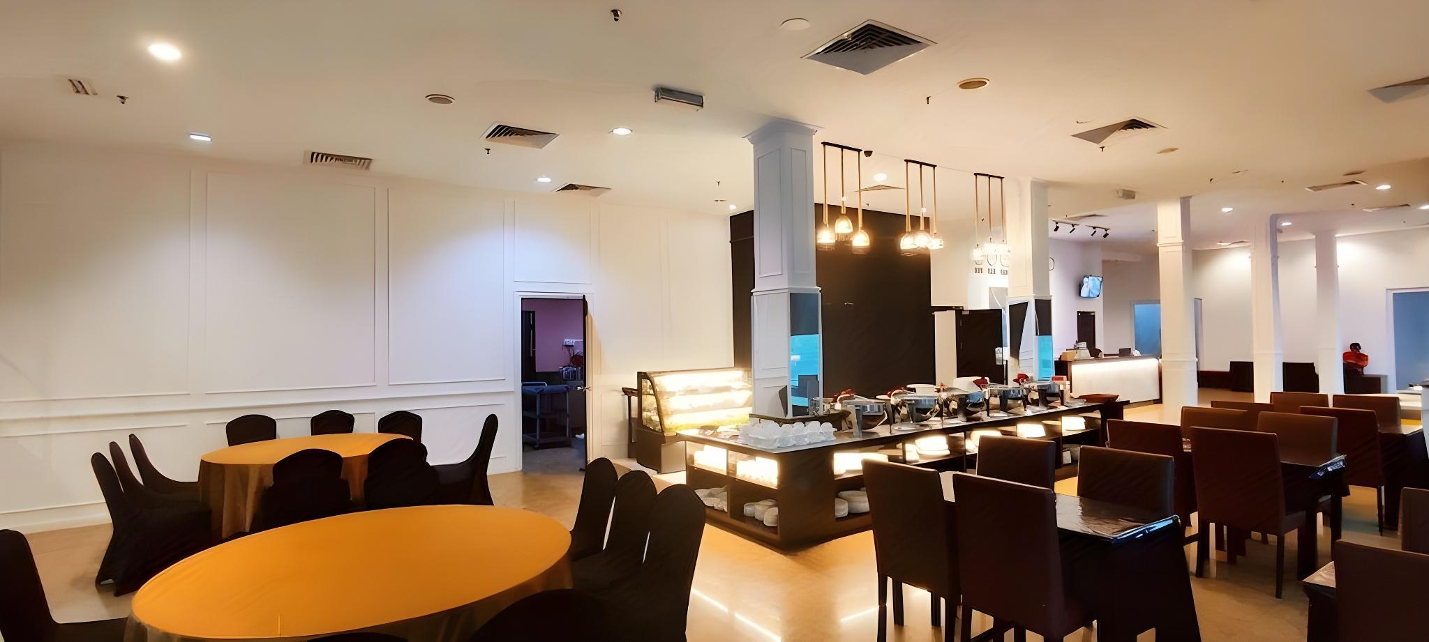 Dormani Hotel Kuching 32/40