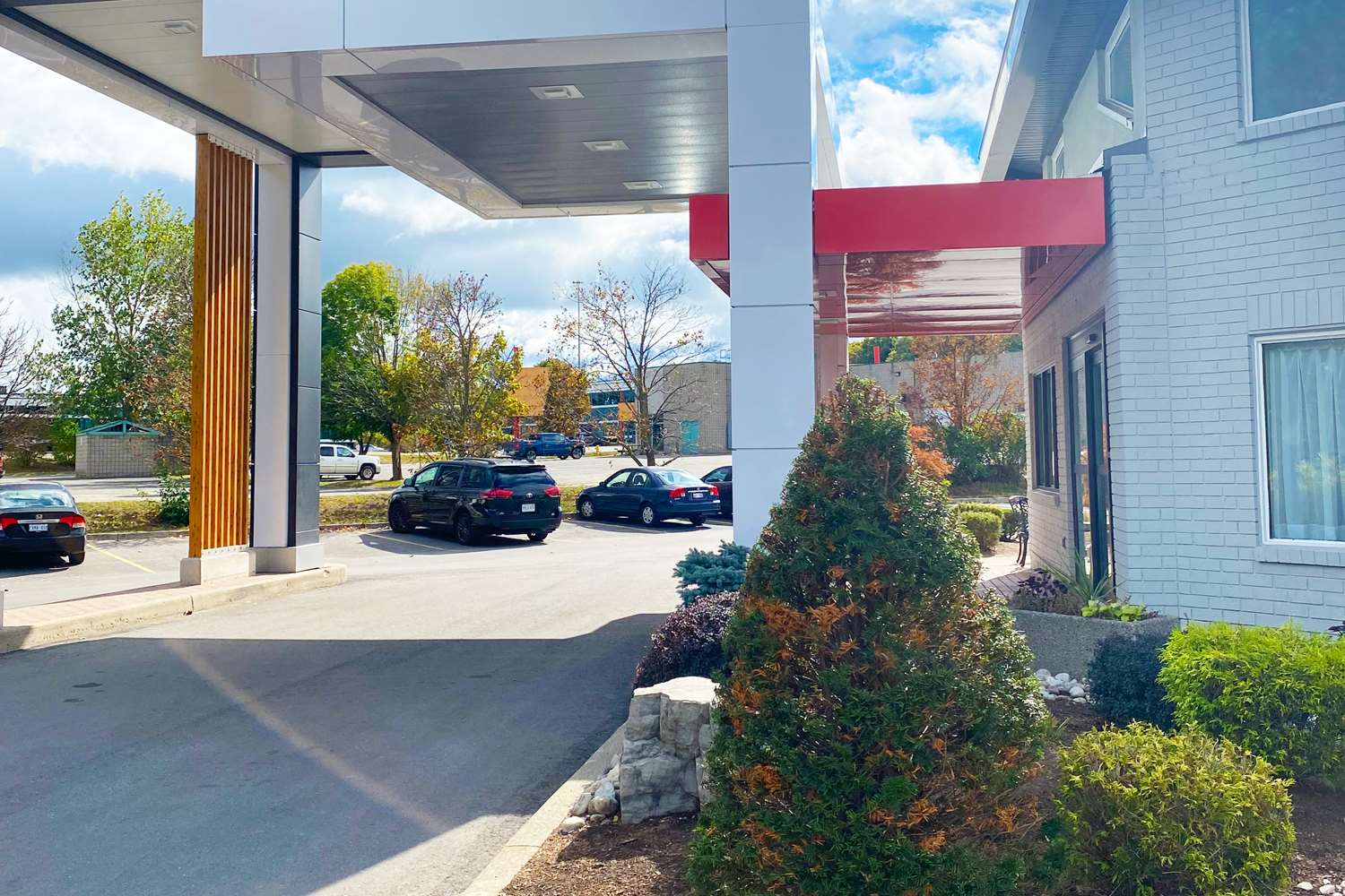 Comfort Inn Cambridge - Highway 401 5/9