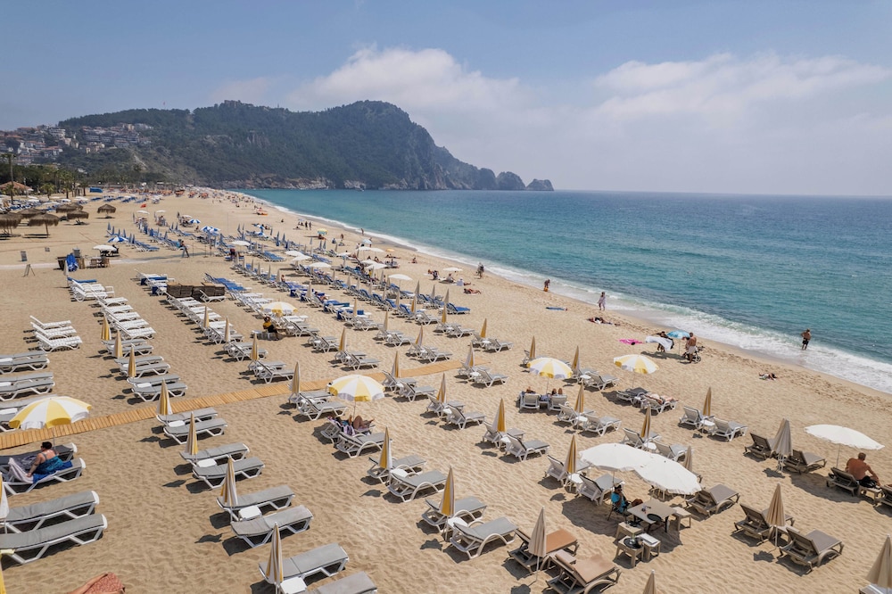 Elysee Beach Hotel 45/50