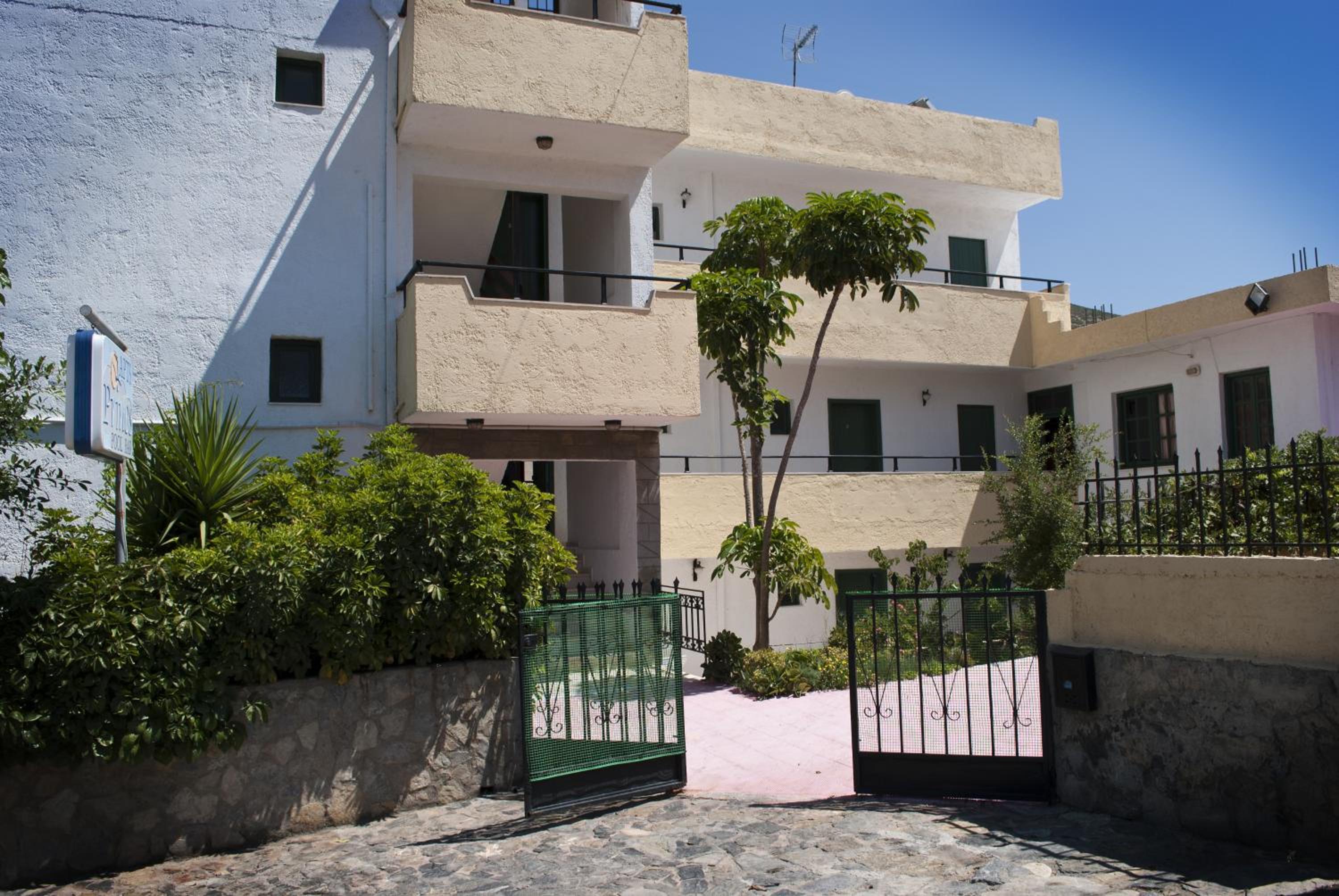Prinos Apartments 24/26