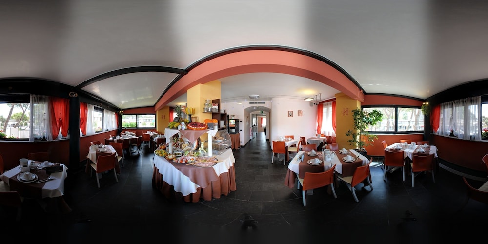 Hotel Savoia 51/62