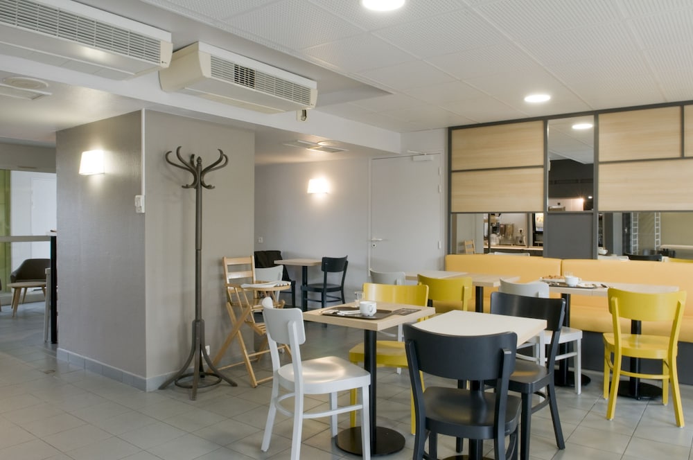 B&B HOTEL Amiens Longueau 25/35