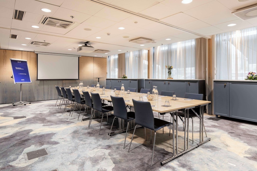 Radisson Blu Seaside Hotel Helsinki 62/72